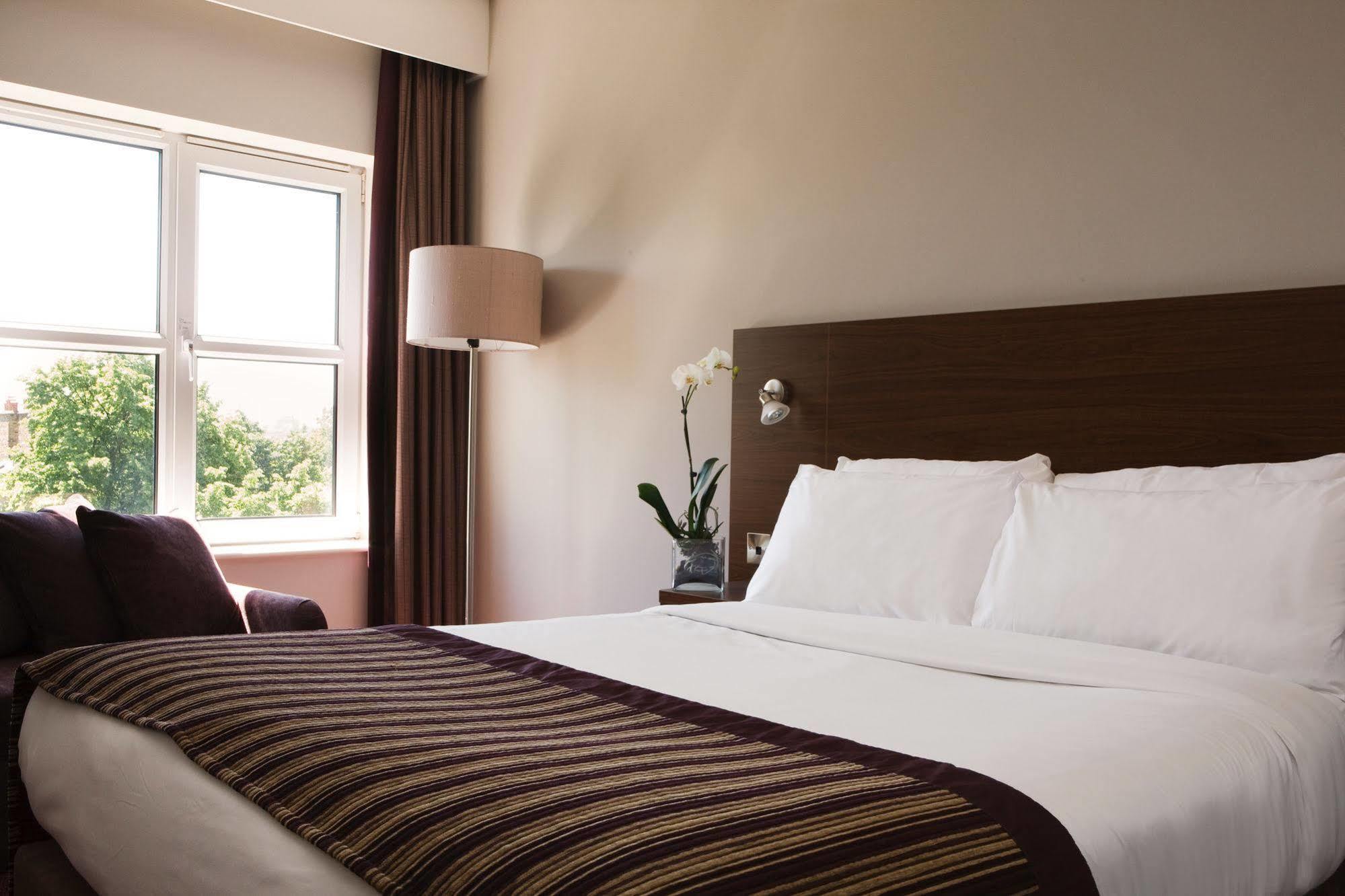 Leonardo Hotel London Croydon Room photo
